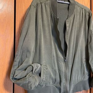 Army green bomber jacket, XXL